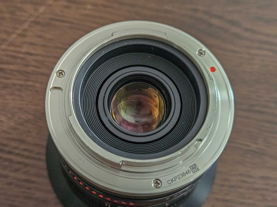 Обективи за Sony E APS-C