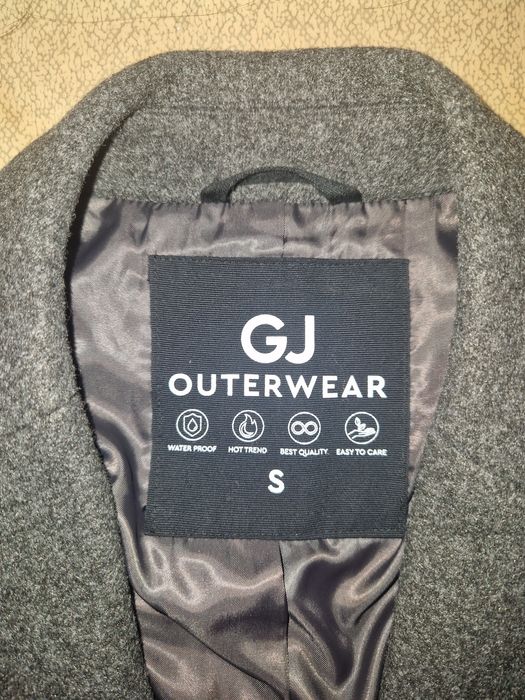 Стильное мужское пальто