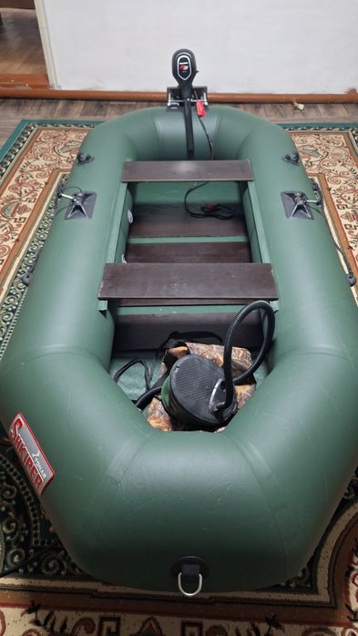 Лодка и электро мотор