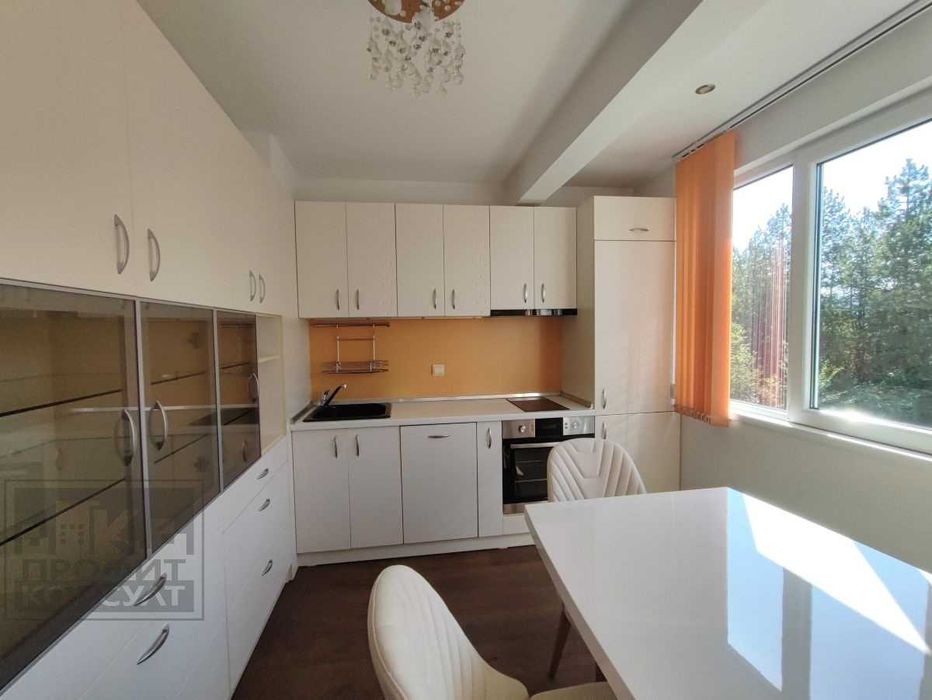 Продава се Тристаен апартамент в Велико Търново, Център - 64 кв.м за 1844 €/кв.м - Снимка #1