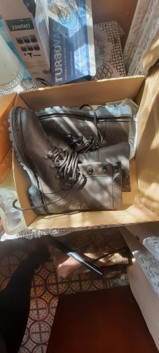 Bocanci,ghete de vanzare