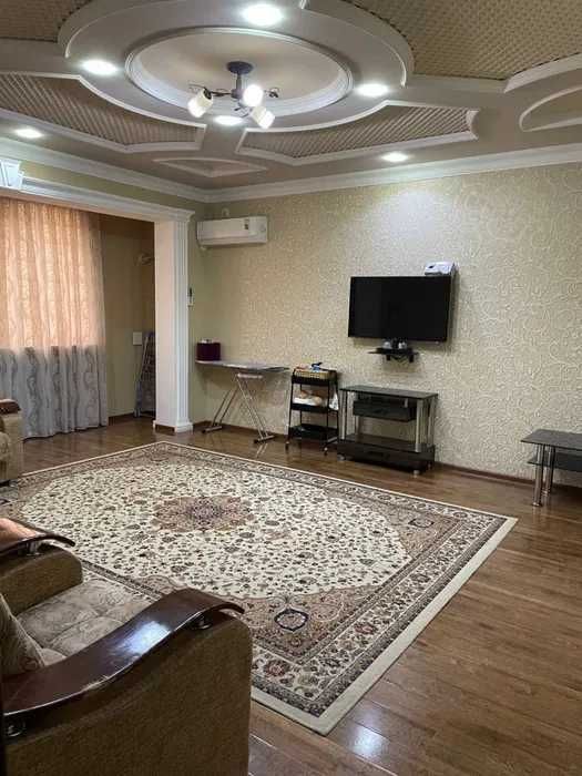 R5 Сдается квартира 2/3/9 на Юнусабадском р-не, МЕГА ПЛАНЕТ!