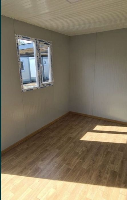 Vand containere modulare la super preț-calitate