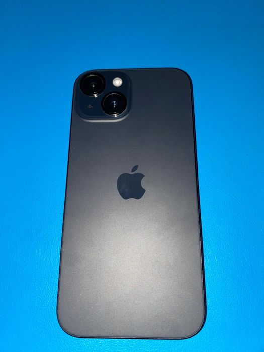 Iphone 15 128гб.