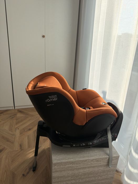 Scaun De baza rotativ 3luni-4 ani, isofix, dualfix 5Z i-size golden cognac