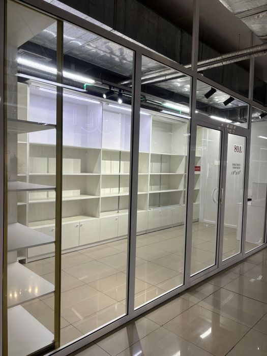 Продается бутик с мебелью в Rahima Plaza