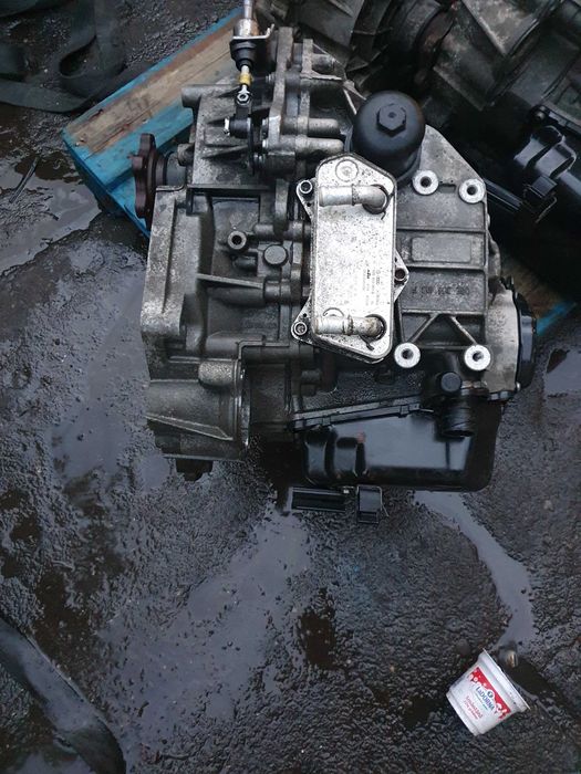 Cutie dsg hxs touran , golf 5, passat , octavia HXS  2.0 tdi