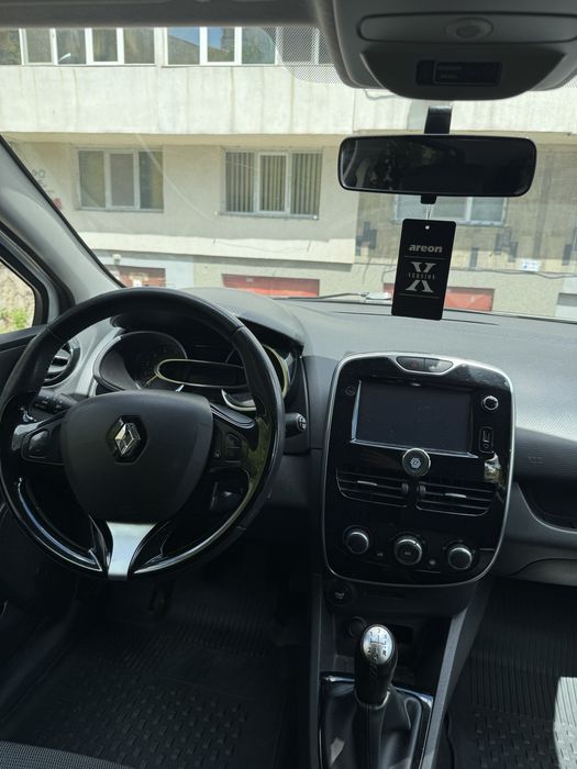 RENAULT Clio 2015 — imagine 3