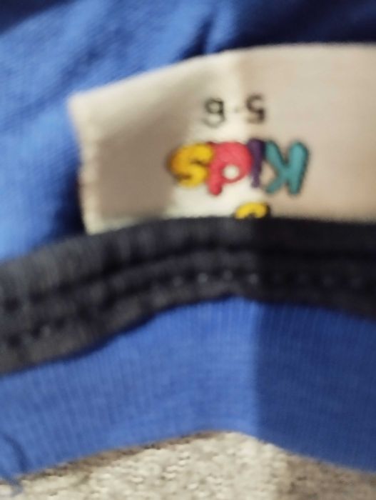 2 броя тениски за 6 лв. броя