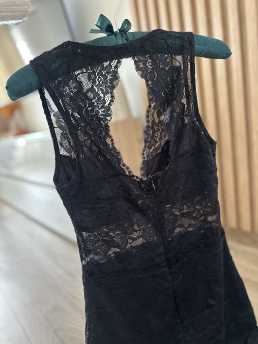 Рокля Guess S/M размер