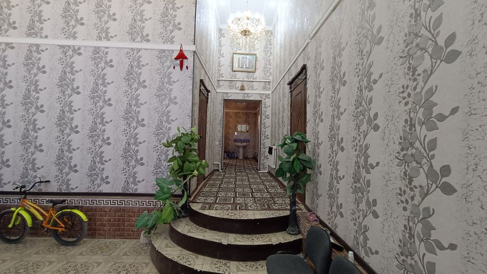 8 сотоклы улкен 5 ханалы евро ремонтланган центрден жер жай сатылады