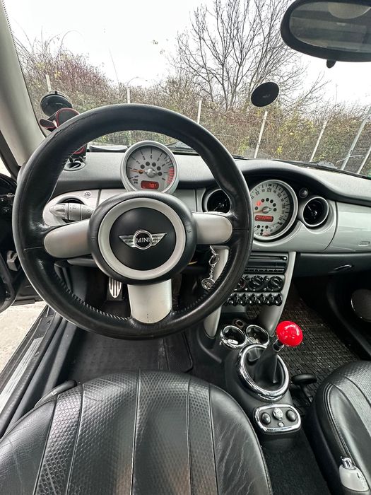Mini Cooper R50 1.6 116 cp