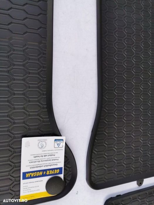 Covorase cauciuc Mercedes C Klassa W 204 ( 2006- 2014 )