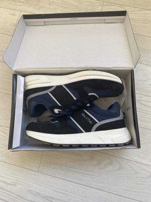 Продается кроссовка  Polo