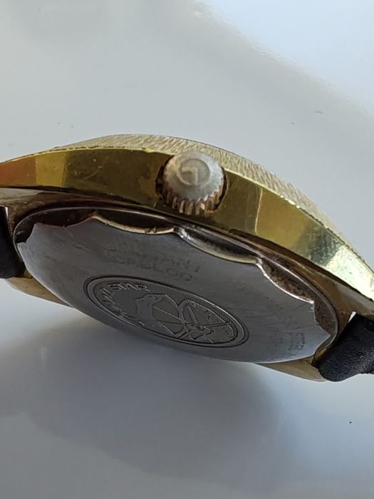 Ceas Enicar Sherpa Star Automatic 38 mm Funcționează impecabil!