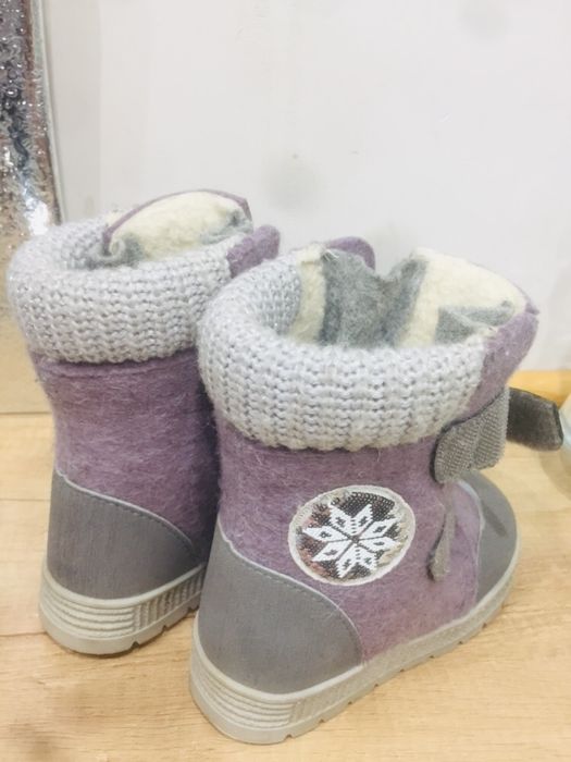 Зимние сапожки для девочек размер 24