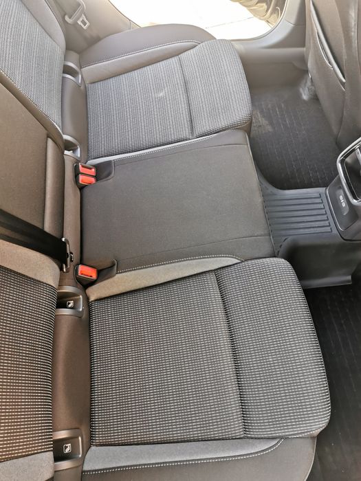 Skoda octavia 4 facelift 1.5 tsi 150 cai DSG  garantie 2029