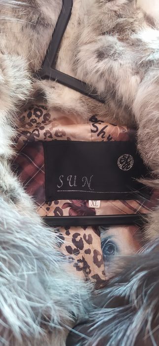 Дамски елек от естествена заешка кожа