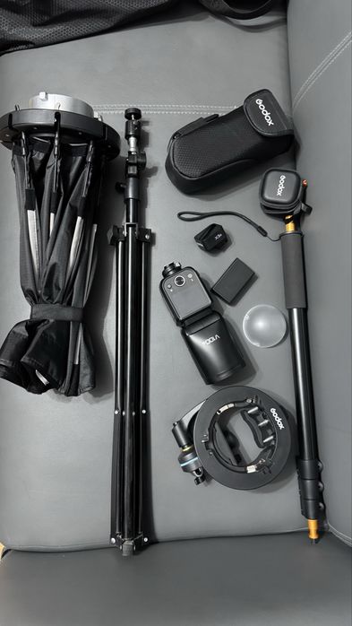 Godox V100 (Nikon) + X3 TTL + стойка + октобокс — почти новый комплект