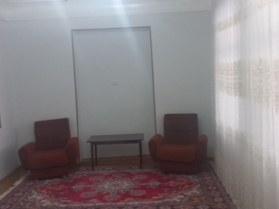 Сдается дом в центре Коканда.