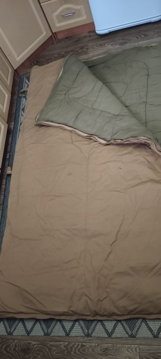 Продаю спальный мешок