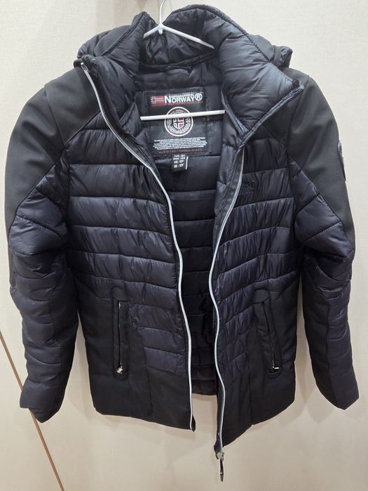 Куртка на подростка