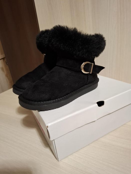 Incaltaminte /Ghete tip UGG fete
