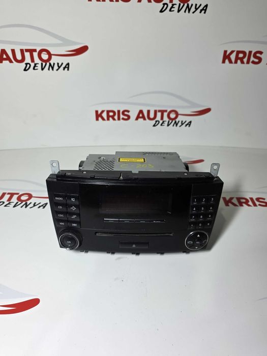 CD/Radio за Mercedes C-Class/ Мерцедес Ц-класа 2004г
