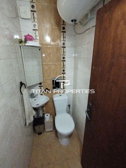 Продава се Тристаен апартамент в Бургас, Лазур - 103 кв.м за 2088 €/кв.м - Снимка #6