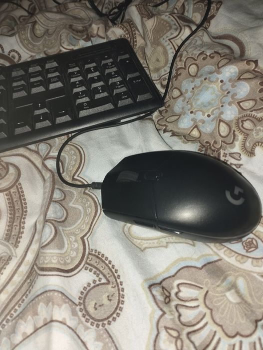 Игровая мышь Logitech G102 + клавиатура в подарок