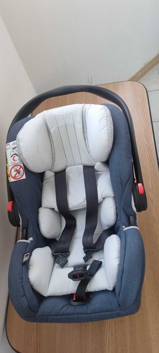 Scaun auto copii  cu sistem ISOFIX