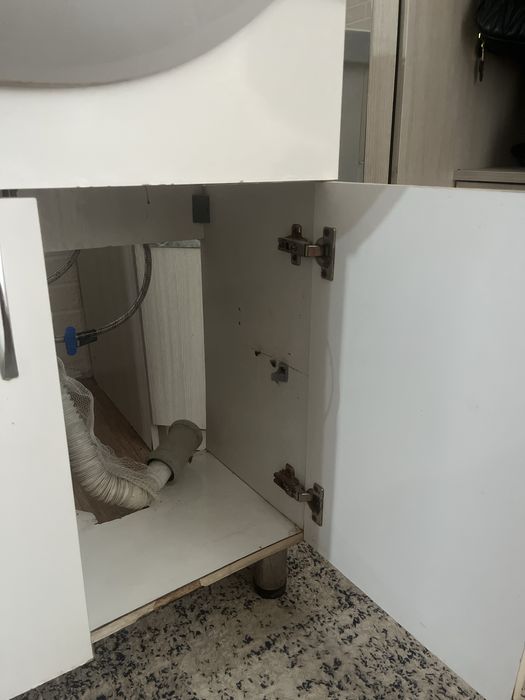 Продам шкаф  срочно