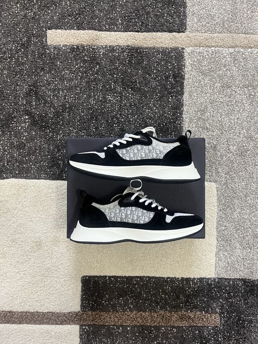 Dior B25 adidasi