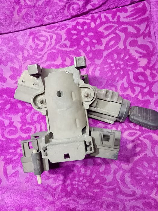 Продается замок зажигания