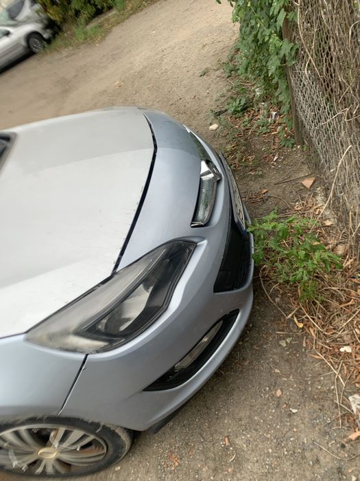 Pise opel astra j din 2014 motor 1.4 benzina 74kw