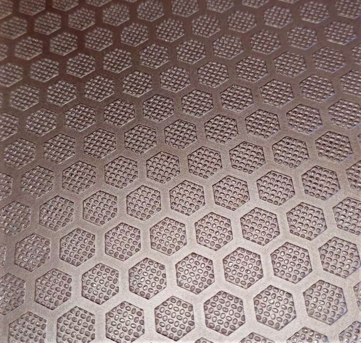 Продавам дървени трици, изрезки трислоен шперплат за огрев и пелети