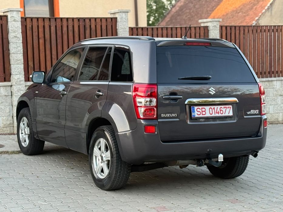 Suzuki Grand Vitara 2013  1.9 DDIS Adusa Recent