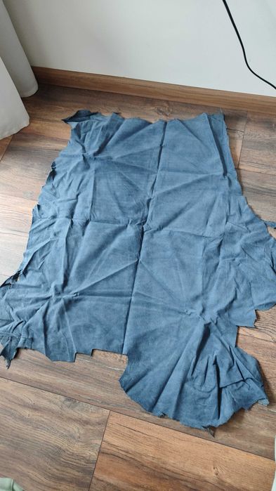 Агнешки кожи и велур