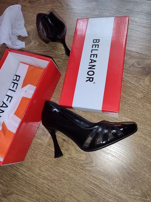 Продам женские туфли BELANOR