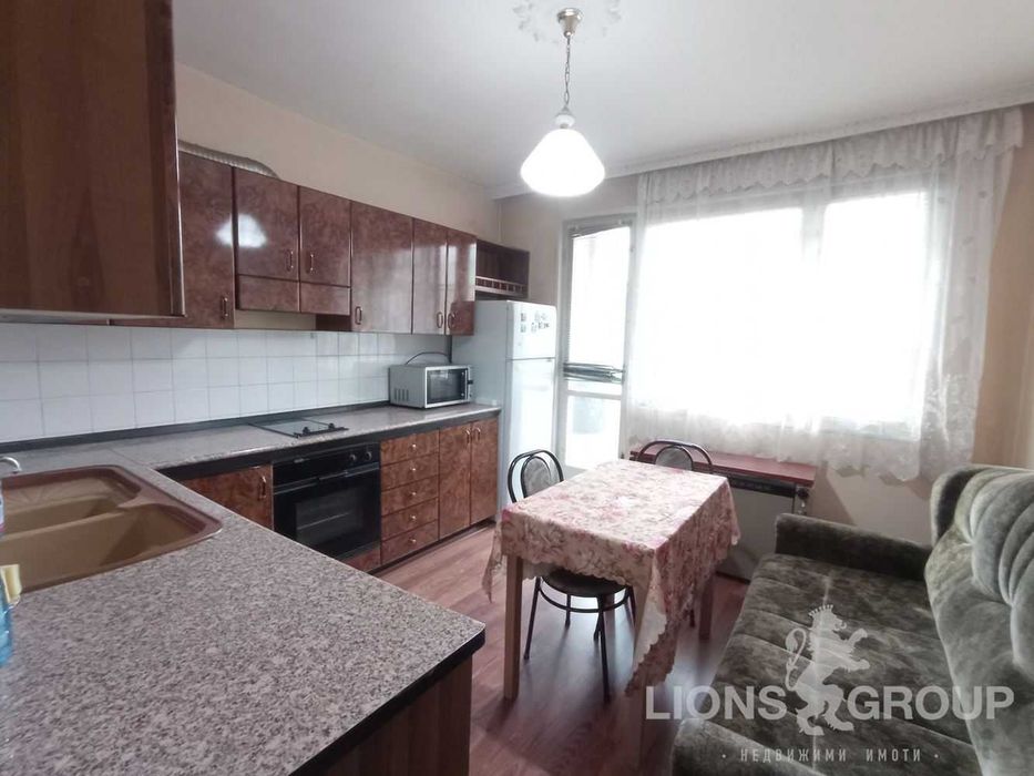 Продава се Тристаен апартамент в Варна, Аспарухово - 68 кв.м за 1368 €/кв.м - Снимка #2