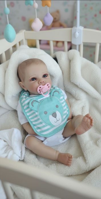 Реборн бебе силиконово момиче