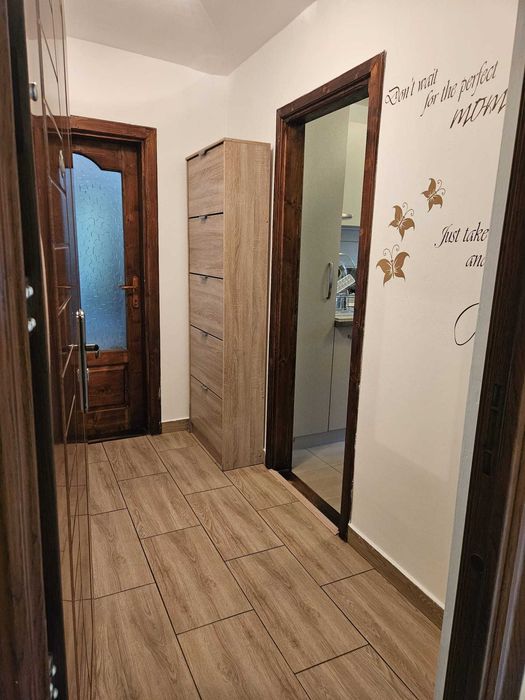 Proprietar – Închiriez apartament 2 camere semidecomandat | Str. Dositej Obradovici (Zonă excelentă), Timisoara