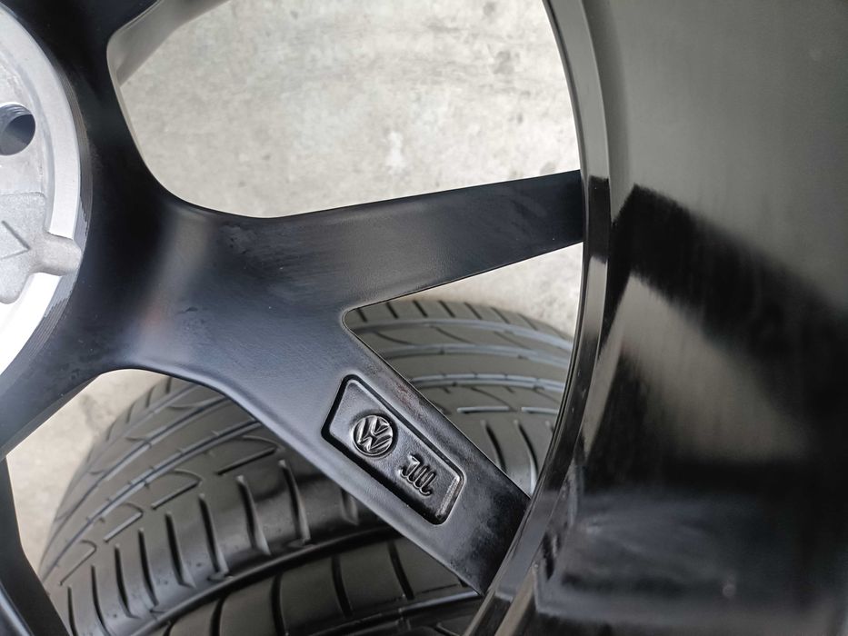 Roti vara 19 oem vw passat B8 CC 235 40 19 bridgestone potenza 7,8 mm