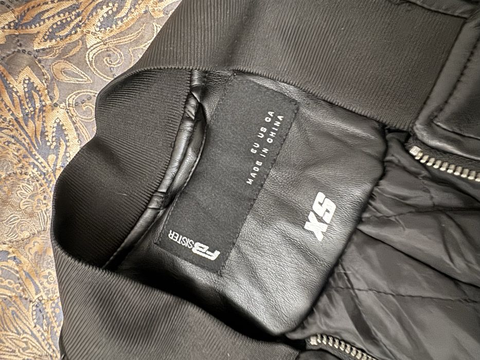 Бомбер FB sister,оригинал, размер xs-s