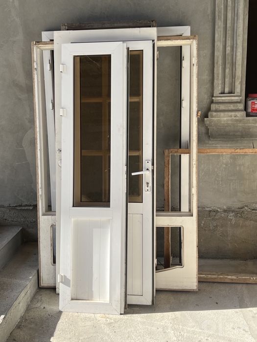 Eshik Deraza Divan Yoğochlar Ötinlar