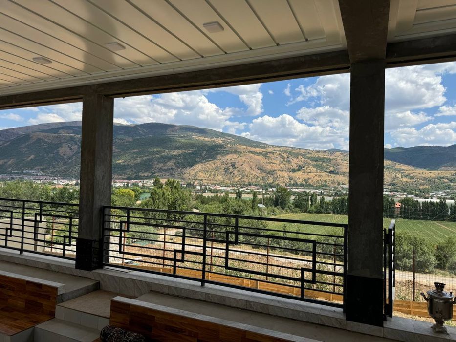 Yengi qurib bitqazilgan dacha Qizilsuvda