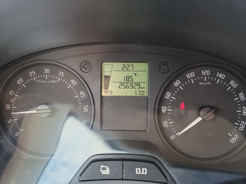 Skoda Fabia 2011 1.6 Diesel Euro 5 stare perfecta functionare