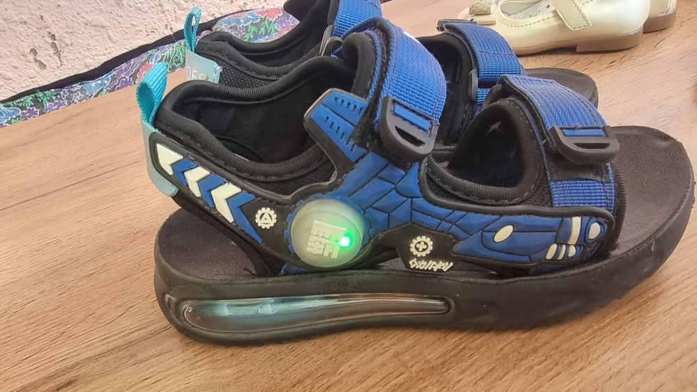 Басаножка 32 размер жами 2 мартача кийди оглим кичик екан