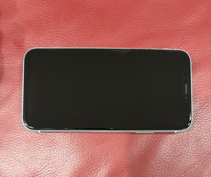 Iphone XR White като нов