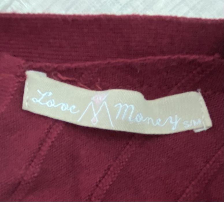 Еластична рокля по тялото в актуалния да 2025 цвят бордо. Размер S/M